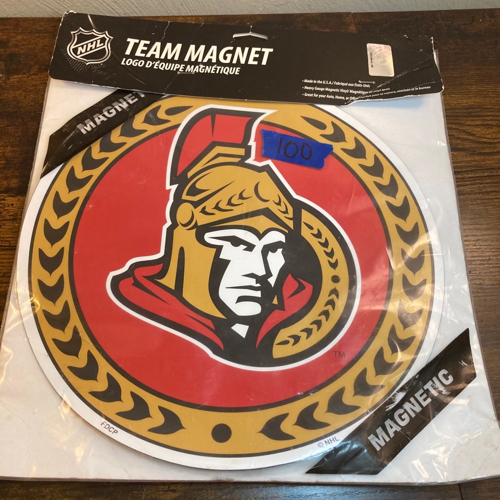 Ottawa Senators NHL Team Magnet 12‎ inch Circular Car Decal Fremont Die Vtg